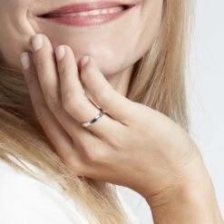 Alliance Beatrice Ruban Plat Or Blanc -Bijouterie Pas Chère B3AMBW0670 model1