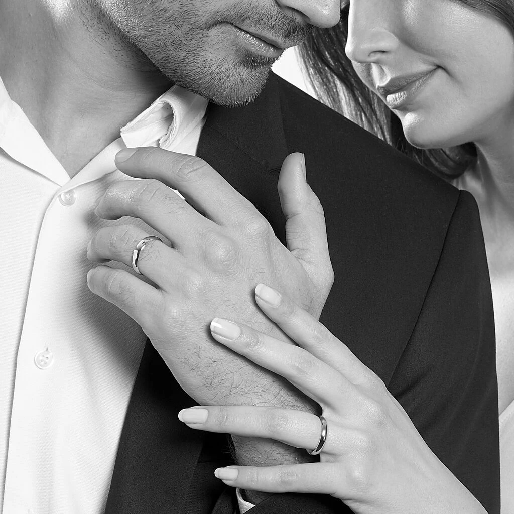 Alliance Aphrodite Demi Jonc Bombe Or Jaune 5 Alliance Aphrodite Demi Jonc Bombe Or Jaune – Image 5