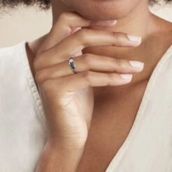 Bague Lina-maria Or Blanc Saphir Et Diamant -Bijouterie Pas Chère B3DFBSB949 model1