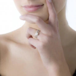 Bague Aude Or Blanc Saphir Et Diamant 7 Bague Aude Or Blanc Saphir Et Diamant -Bijouterie Pas Chère B3DFBSS226 model0