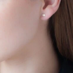 Boucles D'oreilles Puces Philine Fleur Or Jaune -Bijouterie Pas Chère B3OFJW0681 model0