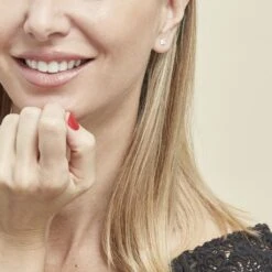 Boucles D'oreilles Puces Eddie Or Jaune Oxyde De Zirconium 7 Boucles D'oreilles Puces Eddie Or Jaune Oxyde De Zirconium -Bijouterie Pas Chère B3OFJZW735 model0