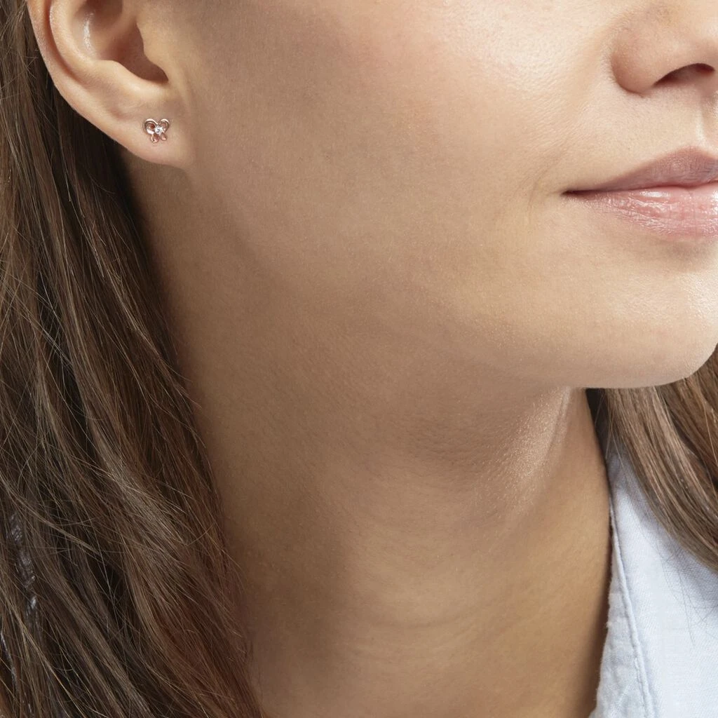 Boucles D'oreilles Puces Eleanor Fleur Or Rose Oxyde De Zirconium 3 Boucles D'oreilles Puces Eleanor Fleur Or Rose Oxyde De Zirconium – Image 3