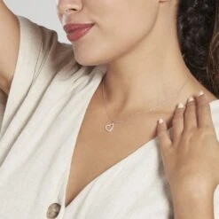 Pendentif Coeur Penche Or Blanc Oxyde De Zirconium -Bijouterie Pas Chère B3PFBZW145 model1