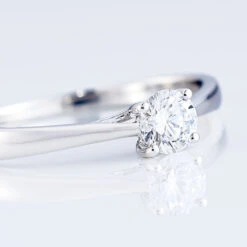 Bague Solitaire Fiona Or Blanc Diamant Synthetique -Bijouterie Pas Chère B7DFBJW008 view3