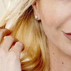 Boucles D'oreilles Puces Argent Blanc Victorin Oxydes De Zirconium -Bijouterie Pas Chère FAOFBZW1QB model0