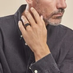 Chevalière Acier Noir Luciano -Bijouterie Pas Chère FIHHNW0043 model1